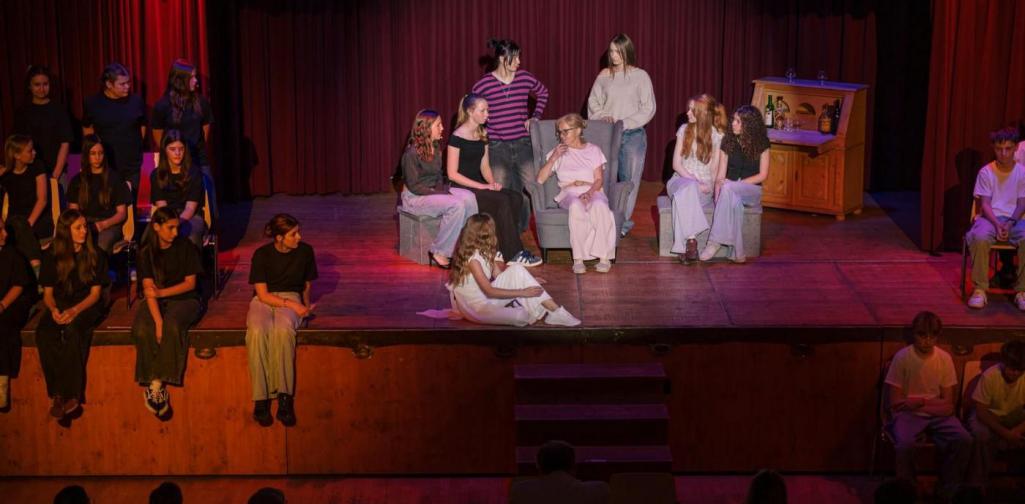 Theater Theater
